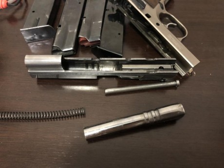 Hola compañer@s, 
Vendo la Tanfoglio de doble acción por cambio de “ juguetes” ...
Os explicaré rápido 31