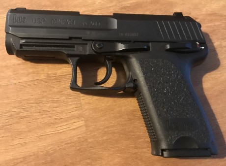 Buenas.

Vendo una fabulosa pistola HK USP Compact en el contundente Cal. 45 ACP.
Está pistola está prácticamente 02