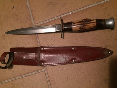 en venta en madrid:

Cuchillo Combate Ejercito Aleman, BW, ACK, nuevo,  80e
Cuchillo combate britanico 00
