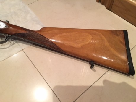 Hola,vendo escopeta paralela marca J Z cal 12 expulsora y de regalo una superpuesta marca sarrasqueta 12