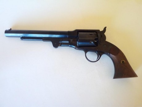 VENDIDO. Vendo revolver de avancarga Rogers Spencer de Euroarms. Punto de mira en cola de milano (ajustable 00