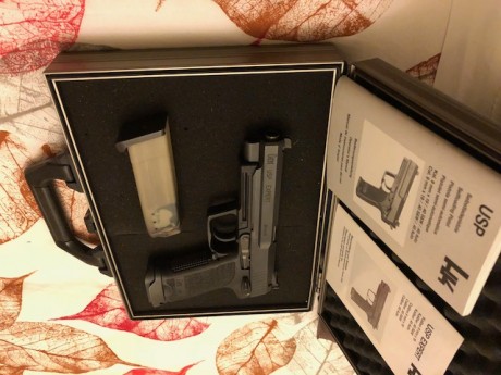 REBAJADA venta mi HK USP EXPERT DE 9MM
la cual la compre aproximadamente hace un año a un particular era 00