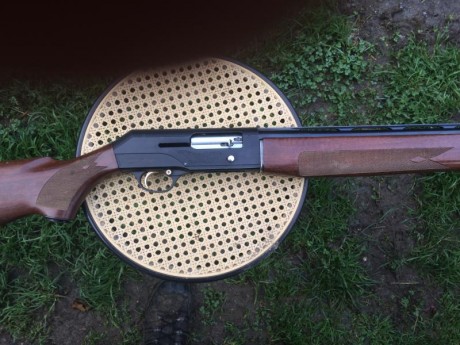 BREDA Aries 2 Se vende escopeta Breda Aries 2 en buen estado con muy poco uso. La vendo por no utilizarla, 01