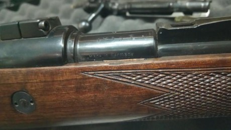 Por dejar la afición un compañero vende el siguiente rifle 

Por lo visto se trata de un máuser 98 DWM 71