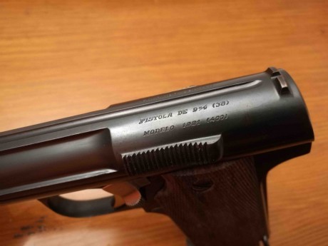 Hola a todos,

Algunos ya sabéis de mi afición por restaurar armas con años encima usando, en la medida 01