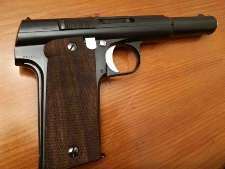 Hola a todos,

Algunos ya sabéis de mi afición por restaurar armas con años encima usando, en la medida 00