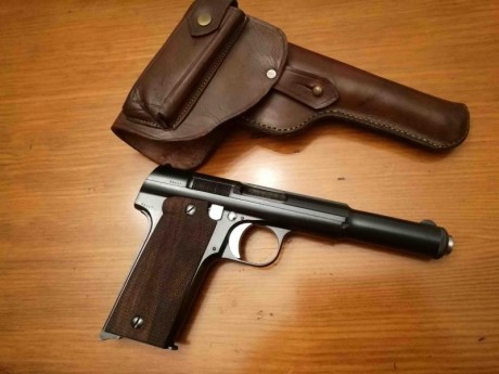 Hola a todos,

Algunos ya sabéis de mi afición por restaurar armas con años encima usando, en la medida 10