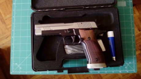 Vendo pistola Sig Sauer Xfive 9Pb.Por la pistola pido 1100 euros más envío. El arma solo ha sido utilizada 00