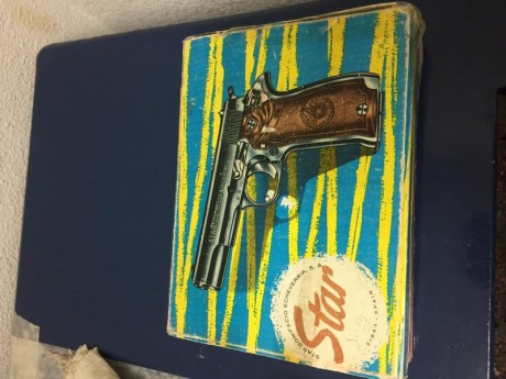 HOLA A TODOS, VENDO ESTE CLASICO DEL 9 CORTO.
Pistola Star, modelo super S, calibre 9 mm/c, muy bien cuidada, 11