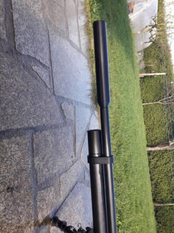 Vendo Fx Streamline calibre 6.35 mm,en madera de nogal,muy buen estado.Regulada.Muy precisa y muy potente 00
