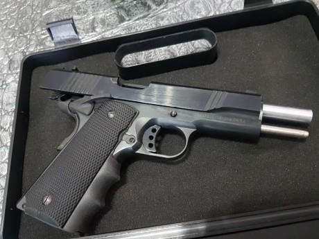 Vendo norinco NP29 con 3 cargadores y equipo de muelles,muy pocos tiros y aún le quedan 9 meses de garantía.
Esta 11