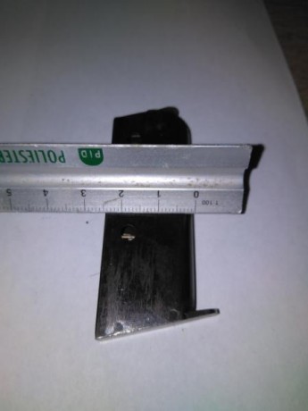 Hola busco cargadores para el ak 47 debaquelita roja solo me interesa este tipo de cargador ya que es 32
