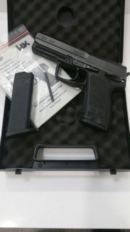 Hola!
Pongo a la venta una fantástica HK USP 9mm en perfecto estado tal y como se ven en las fotos con 01