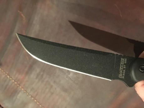 Pongo aquí para cambio un cuchillo KA-BAR BK15 procedente de mi colección. 
Absolutamente impecable, nunca 22