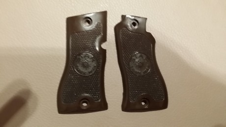 Vendo cachas star dk/dkl
En dos colores 28 Euros el juego con portes incluidos
Saludos 01