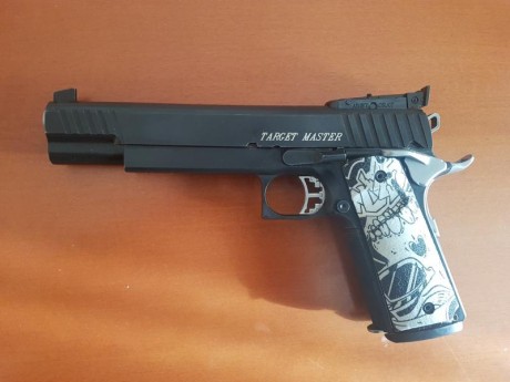 Vendo mi STI Target Master de 9mm por no usar.
Practicamente nueva,como se aprecia en las fotografias 00