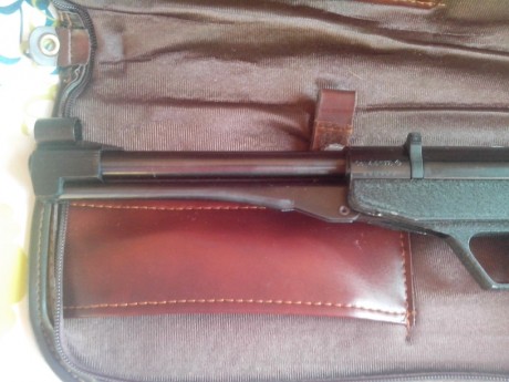 Hola, 
al no darle ninguna clase de uso vendo esta clasica del 83, a tenido solo un dueño antes que yo 00