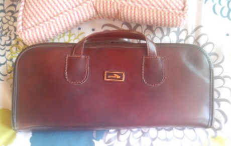 Hola, 
al no darle ninguna clase de uso vendo esta clasica del 83, a tenido solo un dueño antes que yo 11