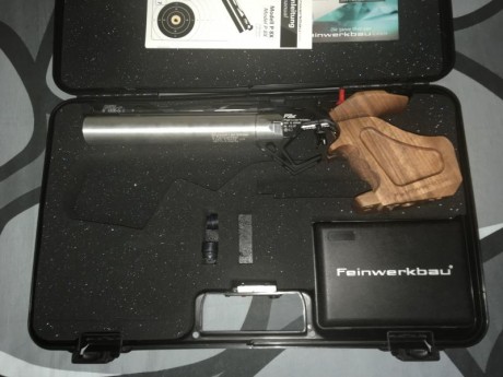 Vendo pistola Feinwerkbau P8X prácticamente nueva. Comprada a Chano en diciembre de 2017, aunque la bombona 01