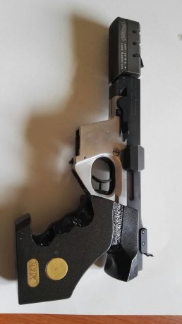 Pues eso se vende walter gps expert calibre 32 muy bien cuidada con cacha laminada2 cargadores precio 32