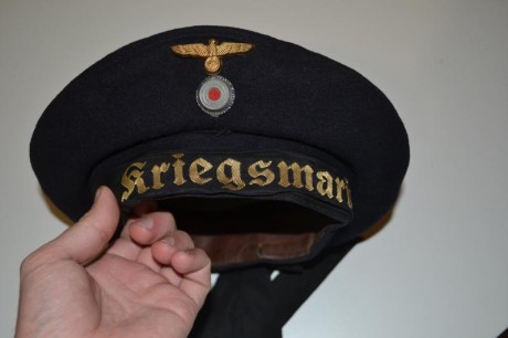 Vender una chaqueta y un sombrero de marinero de los servicios médicos de la kriegsmarine. Excelente estado, 02