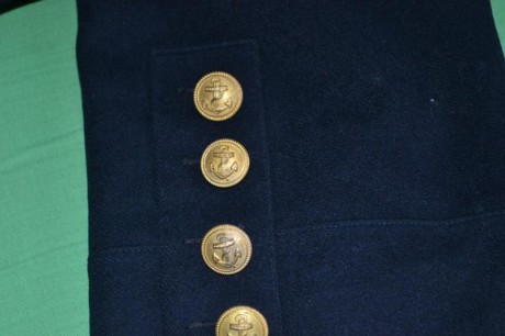 Vender una chaqueta y un sombrero de marinero de los servicios médicos de la kriegsmarine. Excelente estado, 10