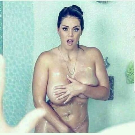 Hola,

¿Sabe alguien por qué han desaparecido prácticamente las damas del foro?. :wink: 

Muchas gracias 30