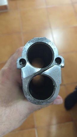 Buenas gente,queria que me dieseis alguna opiñion de esta escopeta que me voy a comprar,,,sobre su estado 01