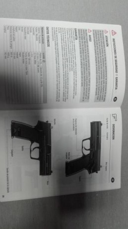 Se vende pistola hk usp de 4,5mm de co2, nueva, sólo usada una vez en verano, incluye diana-tragabalines 21