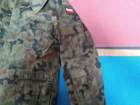 Hola, vendo este chaqueton del ejercito polaco nuevo,el camuflage que usan actualmente las fuezas armadas 11