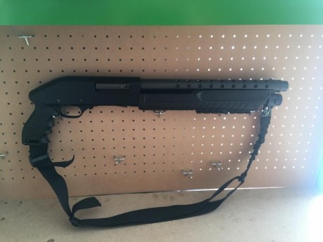  Muy buen estado estetico y funcional,la entrego con pistolet y culata fija,lleva rail picatinny en guardamanos,se 00