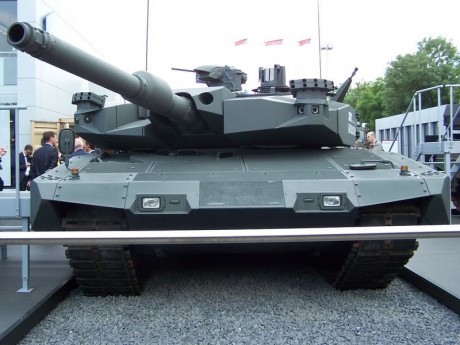 Ayer cuando comente el asunto del nuevo Leopard Evolution, dije que hablaria un poco del asunto, ya que 11