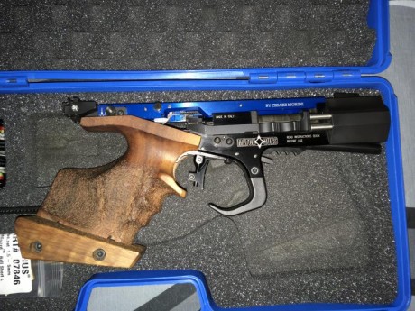 Vuelvo poner a la venta esta pistola, la quité hace unos pocos días de la venta pero al final me voy a 02