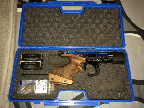 Vuelvo poner a la venta esta pistola, la quité hace unos pocos días de la venta pero al final me voy a 00
