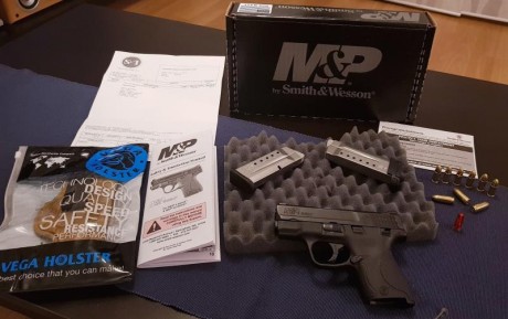 VENDIDA a 13 de marzo!!!  :saluting-soldier: 


Hola. Vendo Pistola Smith & Wesson Mp9 Shield de 9mm 02