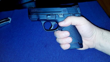 VENDIDA a 13 de marzo!!!  :saluting-soldier: 


Hola. Vendo Pistola Smith & Wesson Mp9 Shield de 9mm 01