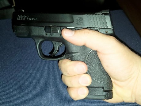 VENDIDA a 13 de marzo!!!  :saluting-soldier: 


Hola. Vendo Pistola Smith & Wesson Mp9 Shield de 9mm 30