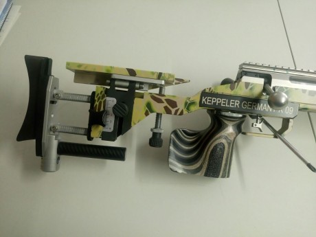 Fin de temporada. 

Saco a la venta mi rifle de F-Class Open / 6,5x47. Un cartucho preciso que alcanza 171