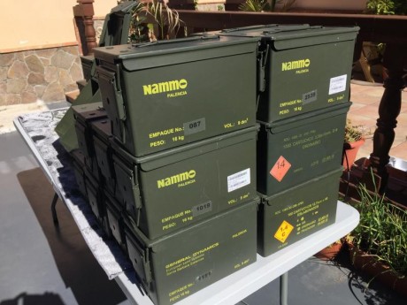 Hola a todos,
   Vendo cajas metálicas de munición 30x15x19. en buen estado, goma y cierre perfecto
  01