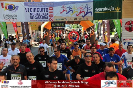  Ya que diversos foreros me han solicitado reabrir aquel viejo y exitoso hilo "Vernos las caras", 10
