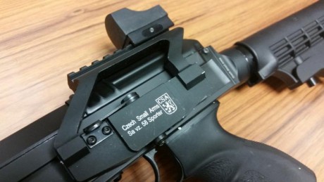 Hola a todos, pongo a la venta mi fusil vz58 semiautomático en calibre 222 remington, con 5 cargadores 00