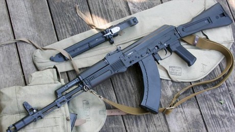 Muy buenas a todos! 
Resulta que me encantan las armas militares o de guerra antiguas (1-2 Guerra Mundial), 80
