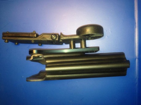 Funda Ghost Stinger en perfecto estado (se ha utilizado dos veces) para pistola Arsenal Firearms Strike 00