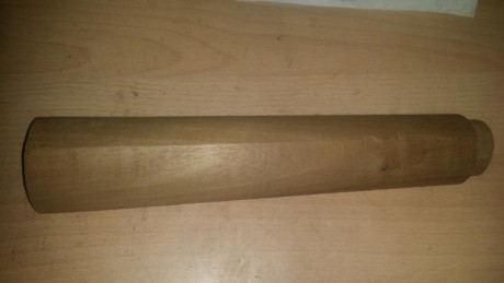 Hola, haciendo limpieza en los cajones me he encontrado piecerio completamente nuevo para fusil FR8.

Hay 32
