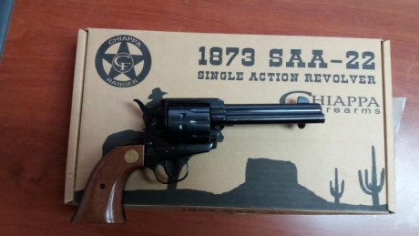 Vendo revolver Chiappa cal 22  tambor de 10 disparos guiado en f.
con  los certificados Del BOPE  y el 00