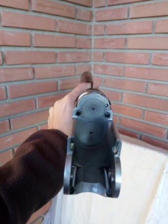 Vendo escopeta superpuesta marca Beretta, modelo 686.
Arma de gran calidad, solidez y durabilidad demostradas. 20