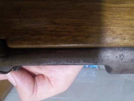 Buenas, mi padre adquirio hace unos 20 años un Mauser 7x57 de 1893 o 1898. Hay cosas que me llaman la 00