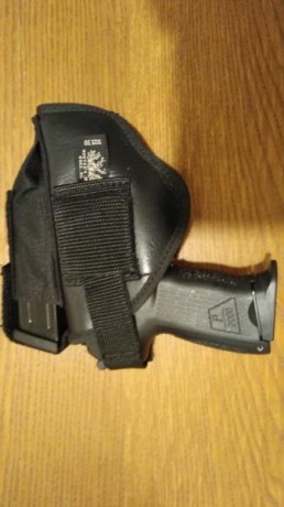 Hola a todos , vendo hk P2000 9 mm pb guiada en con Lic A. El arma esta en excelente estado, no ha disparado 10