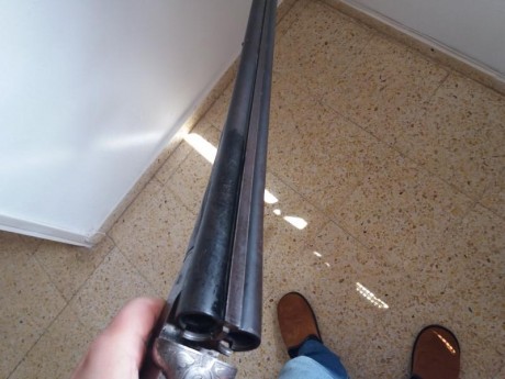 Vendo escopeta paralela Zabala, calibre 12. No expulsora, pletinas cortas. Buen estado, tanto de maderas 01