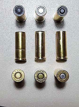 Aunque alguna recarga del 32 tengo hecha, después de recoger algo de información de la pistola en cuestión 00